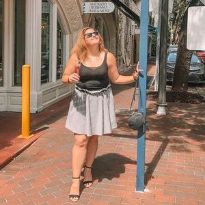 H & M size 12 paper bag skirt